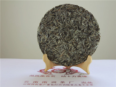 時間的饋贈 2012年南澗茶廠古德鳳凰月光白（月光美人）生普品鑒